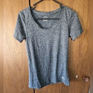 Nike Women's Heather Gray Short Sleeve Dri-FIT Tee | XS